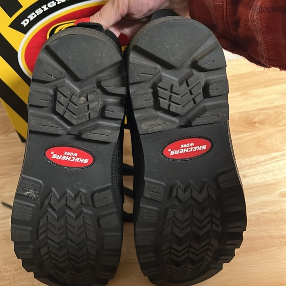 ✨Skechers woman’s work rotund Darragh ST work boots from finish line - Picture 9 of 17